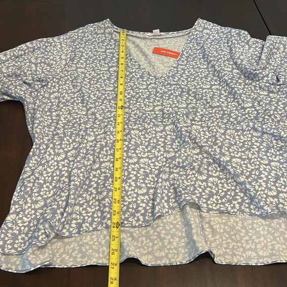Joe Fresh Plus Blue Floral Ditsy V-neck Flutter Sleeve Top Size 3X - Picture 13 of 15